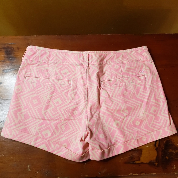Geometric Design Shorts - Picture 2 of 3